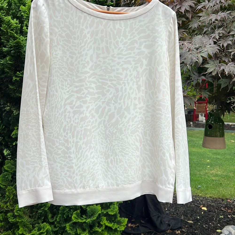 Loft long sleeve blouse